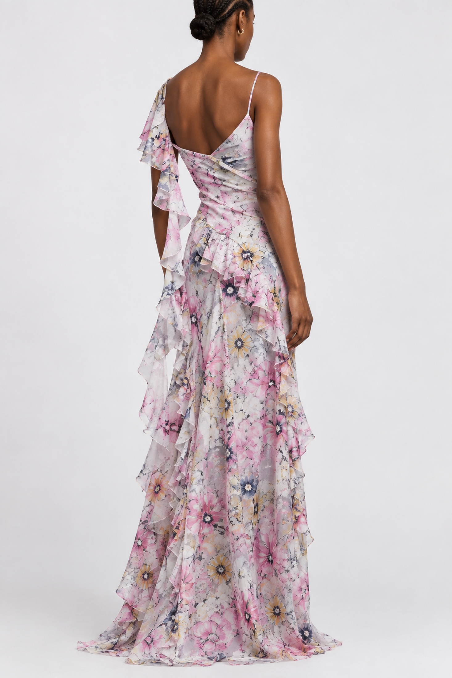 Simulation — robe drapée à volants, motif floral rose